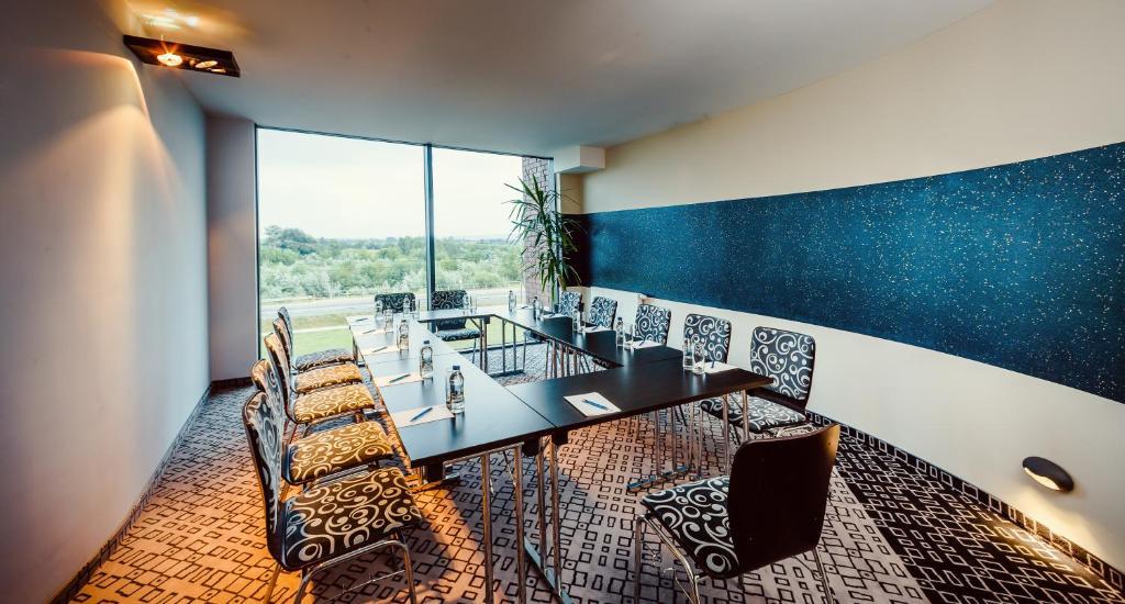 Blue Diamond Hotel Active Spa Trzebownisko Luaran gambar